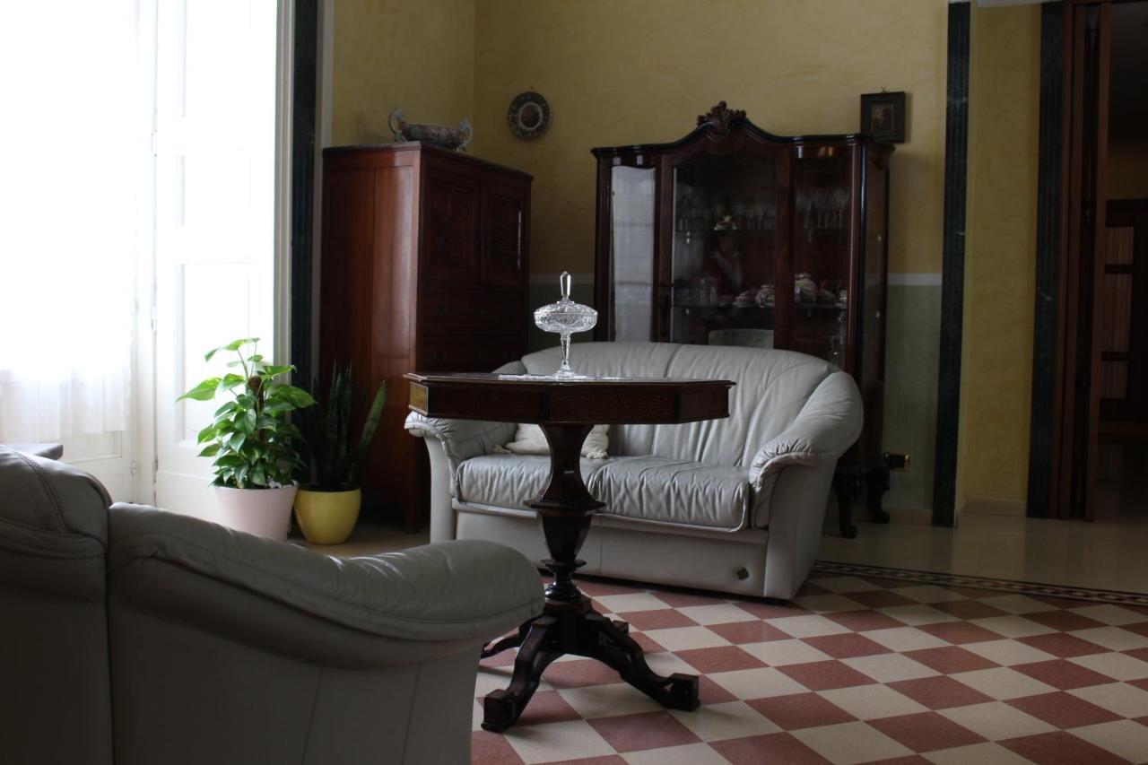 B&B Centrale Salerno Buitenkant foto